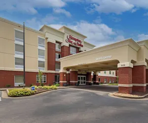 Photo 2 - Hampton Inn & Suites Murfreesboro