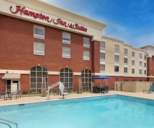 Photo 2 - Hampton Inn & Suites Murfreesboro