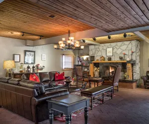 Photo 2 - Sweetwater Lift Lodge