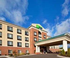 Photo 2 - Holiday Inn Express Hotel & Suites Detroit - Utica, an IHG Hotel