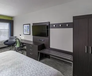 Photo 5 - Holiday Inn Express & Suites Yuma by IHG
