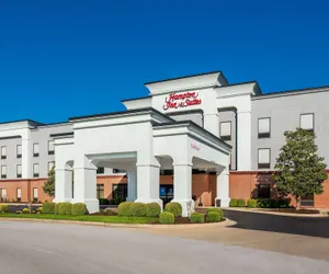 Photo 2 - Hampton Inn & Suites Hopkinsville