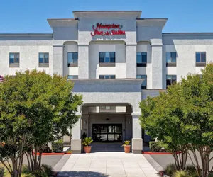 Photo 2 - Hampton Inn & Suites Rohnert Park - Sonoma County