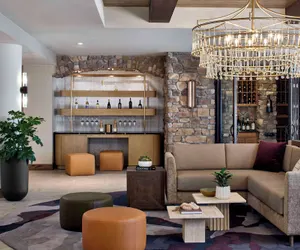 Photo 3 - Bellasera Hotel & Suites Paso Robles, Tapestry by Hilton