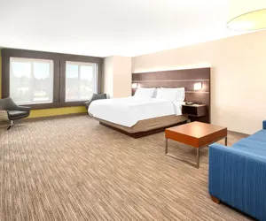 Photo 5 - Holiday Inn Express & Suites Marysville by IHG