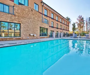 Photo 2 - Holiday Inn Express & Suites Macon - I-475 By IHG