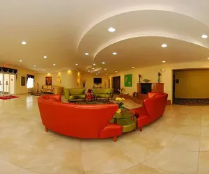 Photo 3 - Quality Suites Stratford