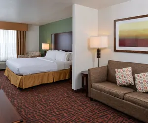 Photo 4 - Holiday Inn Express & Suites Cherry, an IHG Hotel