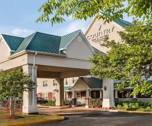 Photo 2 - Country Inn & Suites by Radisson, Chester, VA