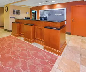 Photo 3 - Hampton Inn & Suites Blairsville