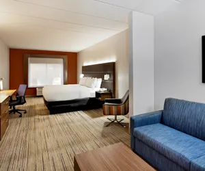 Photo 5 - Holiday Inn Express Hotel & Suites Inverness by IHG