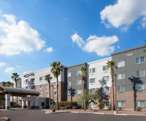 Photo 2 - Courtyard by Marriott Phoenix West/Avondale