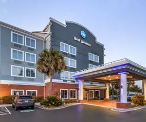 Photo 2 - Best Western Airport Inn & Suites