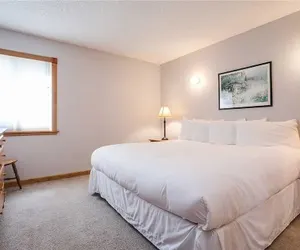 Photo 5 - Ridgecrest Condominiums by Pioneer Ridge Management
