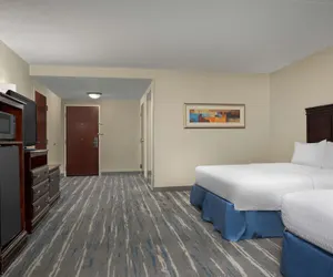 Photo 4 - Hampton Inn Syracuse Clay