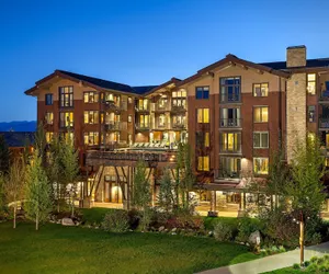 Photo 2 - Hotel Terra Jackson Hole - A Noble House Resort
