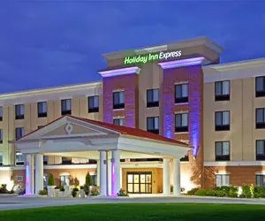 Photo 2 - Holiday Inn Express Indianapolis - Southeast, an IHG Hotel