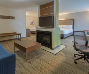 Photo 5 - Holiday Inn Express Indianapolis - Southeast by IHG