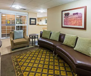 Photo 3 - Candlewood Suites Owasso, an IHG Hotel