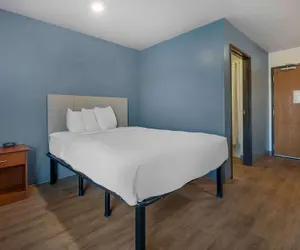 Photo 2 - Extended Stay America Select Suites - Springdale