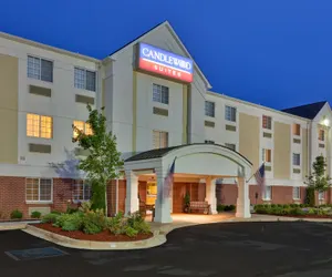 Photo 2 - Candlewood Suites Olive Branch, an IHG Hotel