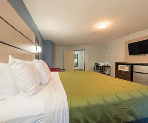 Photo 4 - Quality Inn & Suites Manitou Springs at Pikes Peak