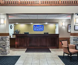 Photo 3 - AmeriVu Inn & Suites - Waconia