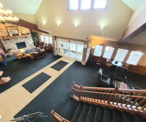 Photo 5 - AmeriVu Inn & Suites - Waconia