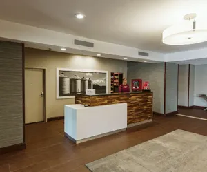 Photo 3 - Hampton Inn Bismarck