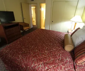Photo 4 - Crown Point Resort