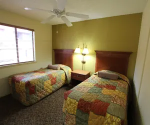 Photo 3 - Crown Point Resort