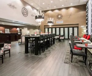Photo 3 - Hampton Inn & Suites Orlando-John Young Pkwy/S. Park