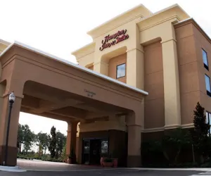 Photo 2 - Hampton Inn & Suites Orlando-John Young Pkwy/S. Park
