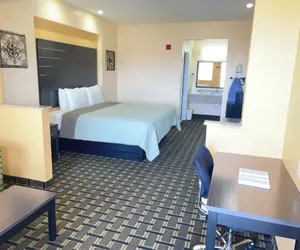 Photo 4 - Homegate Inn and Suites