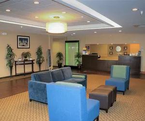 Photo 5 - Comfort Inn & Suites Sikeston I-55