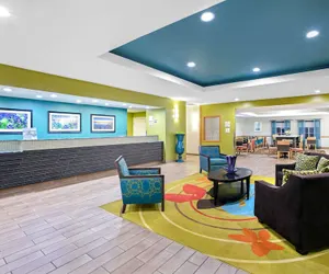 Photo 5 - La Quinta Inn & Suites by Wyndham Paris