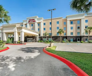Photo 2 - Hampton Inn & Suites Corpus Christi I-37 - Navigation Blvd