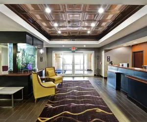 Photo 2 - Hampton Inn & Suites Corpus Christi I-37 - Navigation Blvd