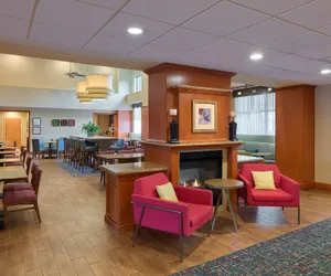 Photo 3 - Hampton Inn & Suites Providence/Smithfield