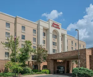 Photo 2 - Hampton Inn & Suites Florence-Downtown