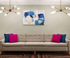 Photo 3 - La Quinta Inn & Suites by Wyndham Lackawanna