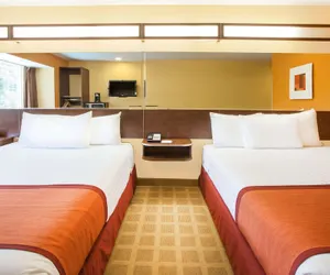 Photo 4 - Microtel Inn & Suites by Wyndham Stillwater