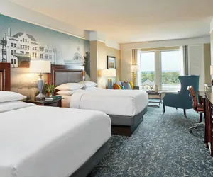 Photo 5 - Renaissance Montgomery Hotel & Spa at the Convention Center