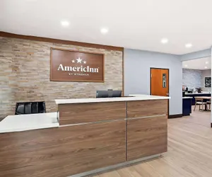 Photo 3 - AmericInn by Wyndham New Braunfels
