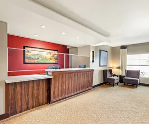 Photo 4 - Ledgestone Suites Hotel Yakima