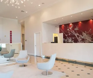 Photo 4 - The Point Hotel & Suites