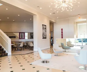 Photo 5 - The Point Hotel & Suites