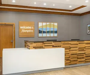 Photo 3 - Hampton Inn & Suites Coeur d' Alene