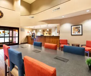 Photo 4 - Comfort Suites Goodyear - West Phoenix
