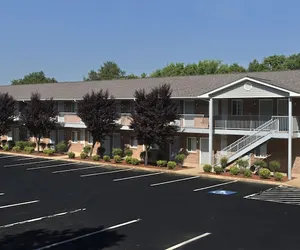 Photo 2 - Affordable Suites of America Lynchburg